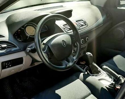 Серый Рено Меган, объемом двигателя 1.5 л и пробегом 350 тыс. км за 6500 $, фото 20 на Automoto.ua