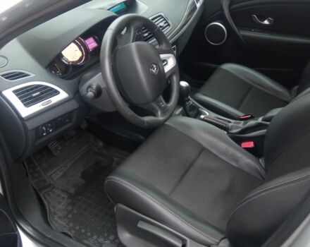 Серый Рено Меган, объемом двигателя 1.5 л и пробегом 260 тыс. км за 6600 $, фото 7 на Automoto.ua