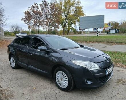 Сірий Рено Меган, об'ємом двигуна 1.46 л та пробігом 273 тис. км за 6500 $, фото 4 на Automoto.ua