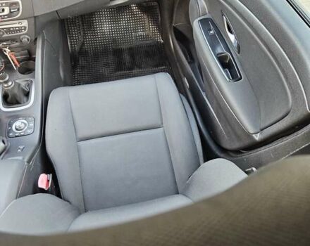 Серый Рено Меган, объемом двигателя 1.6 л и пробегом 195 тыс. км за 7850 $, фото 78 на Automoto.ua