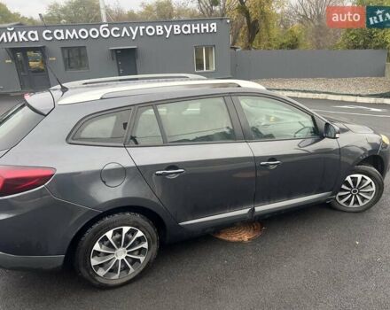 Сірий Рено Меган, об'ємом двигуна 1.46 л та пробігом 330 тис. км за 7100 $, фото 4 на Automoto.ua