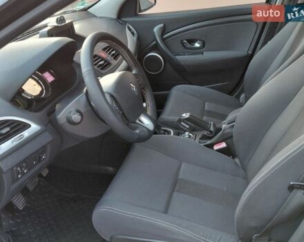 Серый Рено Меган, объемом двигателя 1.6 л и пробегом 195 тыс. км за 6900 $, фото 15 на Automoto.ua