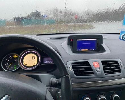 Серый Рено Меган, объемом двигателя 1.9 л и пробегом 247 тыс. км за 6114 $, фото 10 на Automoto.ua