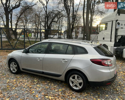Серый Рено Меган, объемом двигателя 1.5 л и пробегом 225 тыс. км за 7600 $, фото 1 на Automoto.ua