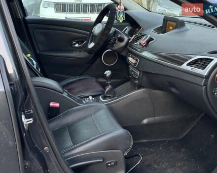 Сірий Рено Меган, об'ємом двигуна 1.9 л та пробігом 297 тис. км за 7290 $, фото 21 на Automoto.ua