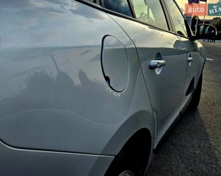 Серый Рено Меган, объемом двигателя 1.6 л и пробегом 195 тыс. км за 7850 $, фото 29 на Automoto.ua