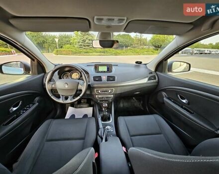 Серый Рено Меган, объемом двигателя 1.6 л и пробегом 195 тыс. км за 7850 $, фото 72 на Automoto.ua