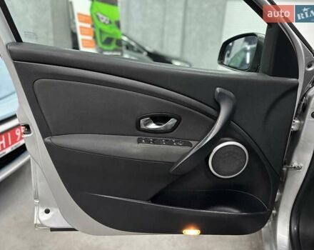 Серый Рено Меган, объемом двигателя 1.5 л и пробегом 280 тыс. км за 6699 $, фото 12 на Automoto.ua