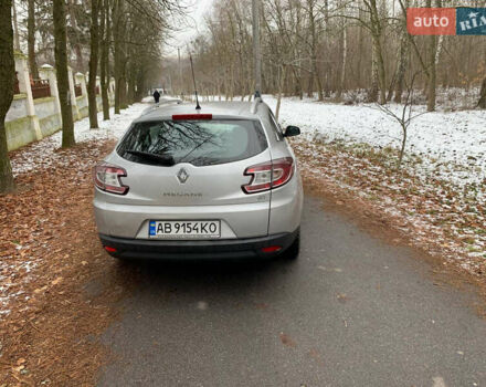 Серый Рено Меган, объемом двигателя 1.46 л и пробегом 260 тыс. км за 7100 $, фото 15 на Automoto.ua