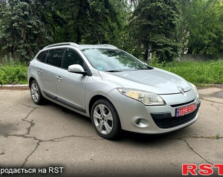 Сірий Рено Меган, об'ємом двигуна 1.6 л та пробігом 180 тис. км за 6500 $, фото 1 на Automoto.ua