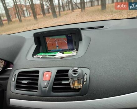 Серый Рено Меган, объемом двигателя 1.4 л и пробегом 250 тыс. км за 7500 $, фото 170 на Automoto.ua