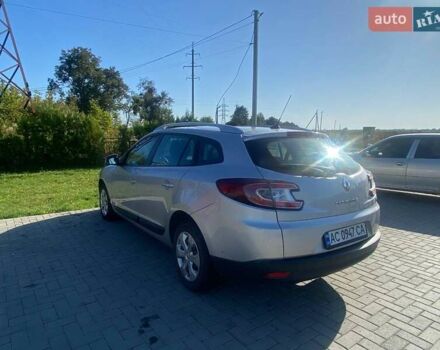 Рено Меган 2010 в Луцке на Automoto.ua Серый Рено Меган, объемом двигателя 1.46 л и пробегом 254 тыс. км за 7000 $, фото 6 на Automoto.ua