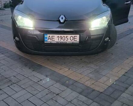 Рено Меган 2010 у Рівному на Automoto.ua Сірий Рено Меган, об'ємом двигуна 1.46 л та пробігом 270 тис. км за 6900 $, фото 13 на Automoto.ua