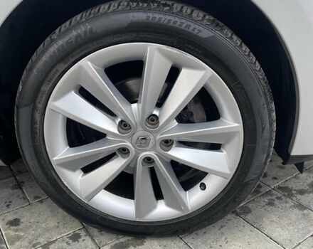 Серый Рено Меган, объемом двигателя 1.6 л и пробегом 225 тыс. км за 7700 $, фото 12 на Automoto.ua