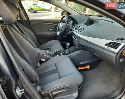 Серый Рено Меган, объемом двигателя 1.6 л и пробегом 183 тыс. км за 7600 $, фото 72 на Automoto.ua