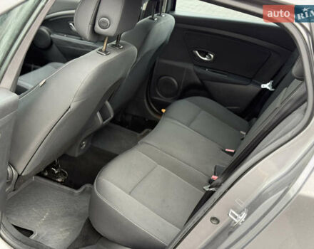 Серый Рено Меган, объемом двигателя 1.6 л и пробегом 227 тыс. км за 6550 $, фото 23 на Automoto.ua