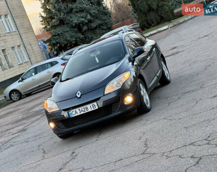 Серый Рено Меган, объемом двигателя 1.46 л и пробегом 223 тыс. км за 6999 $, фото 1 на Automoto.ua