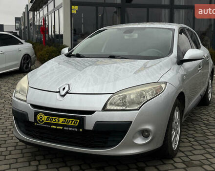 Серый Рено Меган, объемом двигателя 1.46 л и пробегом 260 тыс. км за 7200 $, фото 2 на Automoto.ua
