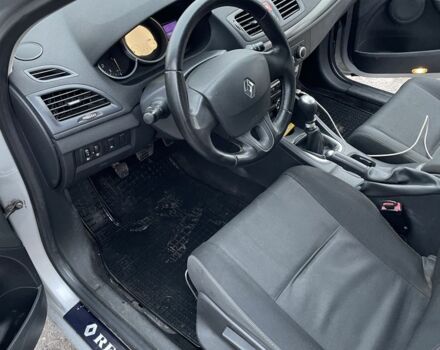 Серый Рено Меган, объемом двигателя 1.5 л и пробегом 345 тыс. км за 6300 $, фото 7 на Automoto.ua