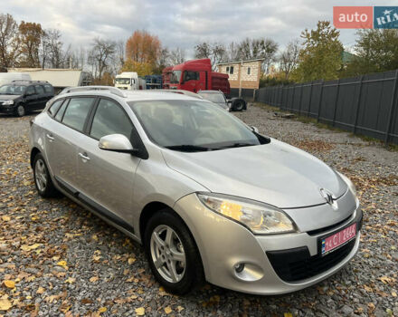 Серый Рено Меган, объемом двигателя 1.5 л и пробегом 225 тыс. км за 7600 $, фото 9 на Automoto.ua