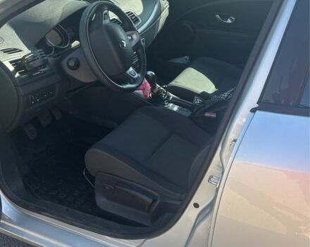 Сірий Рено Меган, об'ємом двигуна 1.5 л та пробігом 250 тис. км за 6100 $, фото 3 на Automoto.ua