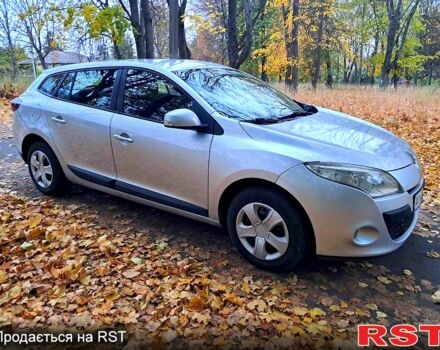 Серый Рено Меган, объемом двигателя 1.5 л и пробегом 200 тыс. км за 6999 $, фото 3 на Automoto.ua