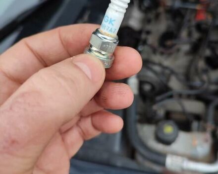 Серый Рено Меган, объемом двигателя 1.4 л и пробегом 250 тыс. км за 7500 $, фото 5 на Automoto.ua