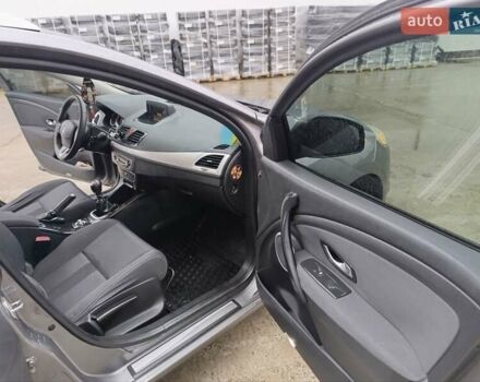 Сірий Рено Меган, об'ємом двигуна 1.5 л та пробігом 310 тис. км за 6800 $, фото 25 на Automoto.ua