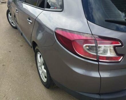 Рено Меган 2010 в Конотопе на Automoto.ua Серый Рено Меган, объемом двигателя 1.46 л и пробегом 265 тыс. км за 7250 $, фото 8 на Automoto.ua