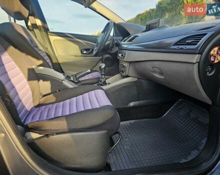 Серый Рено Меган, объемом двигателя 1.46 л и пробегом 257 тыс. км за 5150 $, фото 62 на Automoto.ua