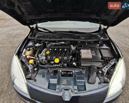 Серый Рено Меган, объемом двигателя 1.6 л и пробегом 220 тыс. км за 7300 $, фото 23 на Automoto.ua