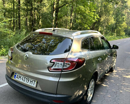 Сірий Рено Меган, об'ємом двигуна 1.46 л та пробігом 250 тис. км за 6800 $, фото 4 на Automoto.ua