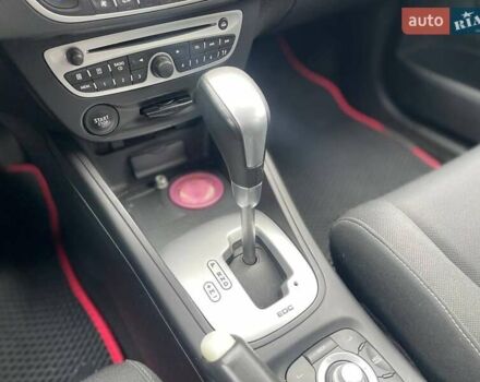 Рено Меган 2010 в Одессе на Automoto.ua Серый Рено Меган, объемом двигателя 1.46 л и пробегом 329 тыс. км за 7500 $, фото 18 на Automoto.ua