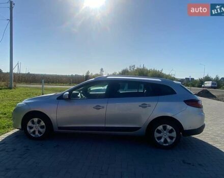 Рено Меган 2010 в Луцке на Automoto.ua Серый Рено Меган, объемом двигателя 1.46 л и пробегом 254 тыс. км за 7000 $, фото 7 на Automoto.ua