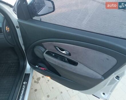 Серый Рено Меган, объемом двигателя 1.46 л и пробегом 305 тыс. км за 6500 $, фото 5 на Automoto.ua