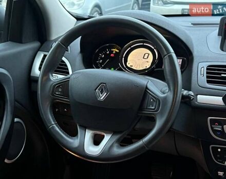 Серый Рено Меган, объемом двигателя 1.5 л и пробегом 234 тыс. км за 7500 $, фото 8 на Automoto.ua