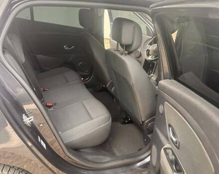 Рено Меган 2011 в Косове на Automoto.ua Серый Рено Меган, объемом двигателя 1.46 л и пробегом 254 тыс. км за 6999 $, фото 34 на Automoto.ua