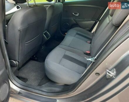 Серый Рено Меган, объемом двигателя 1.6 л и пробегом 194 тыс. км за 8100 $, фото 72 на Automoto.ua