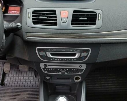 Серый Рено Меган, объемом двигателя 1.5 л и пробегом 285 тыс. км за 7000 $, фото 19 на Automoto.ua