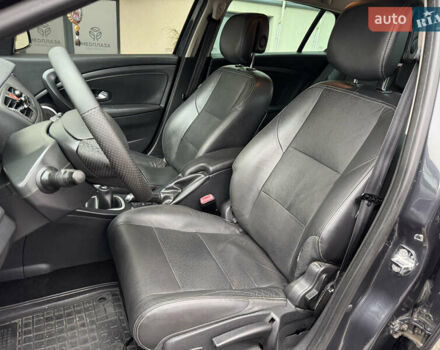 Сірий Рено Меган, об'ємом двигуна 1.5 л та пробігом 218 тис. км за 7200 $, фото 32 на Automoto.ua