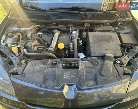 Рено Меган 2011 в Косове на Automoto.ua Серый Рено Меган, объемом двигателя 1.46 л и пробегом 254 тыс. км за 6999 $, фото 10 на Automoto.ua