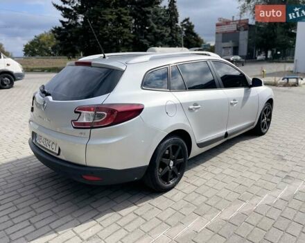 Рено Меган 2011 в Днепре (Днепропетровске) на Automoto.ua Серый Рено Меган, объемом двигателя 1.5 л и пробегом 235 тыс. км за 5999 $, фото 5 на Automoto.ua