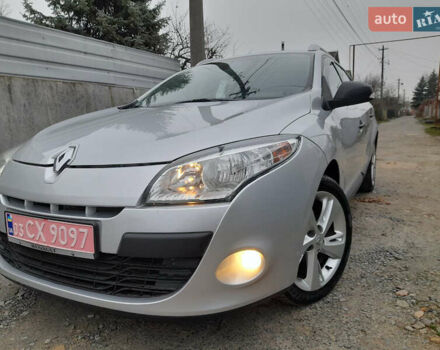 Серый Рено Меган, объемом двигателя 1.5 л и пробегом 270 тыс. км за 7350 $, фото 3 на Automoto.ua
