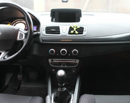 Сірий Рено Меган, об'ємом двигуна 1.5 л та пробігом 270 тис. км за 7200 $, фото 16 на Automoto.ua