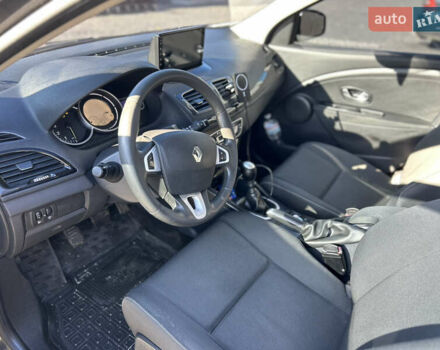 Серый Рено Меган, объемом двигателя 1.46 л и пробегом 337 тыс. км за 7200 $, фото 5 на Automoto.ua