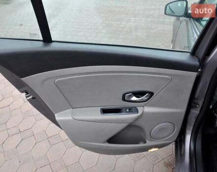Сірий Рено Меган, об'ємом двигуна 1.5 л та пробігом 250 тис. км за 6500 $, фото 18 на Automoto.ua