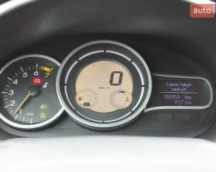 Серый Рено Меган, объемом двигателя 1.4 л и пробегом 250 тыс. км за 5450 $, фото 13 на Automoto.ua