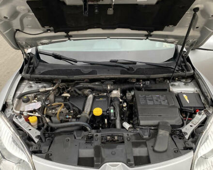 Серый Рено Меган, объемом двигателя 1.5 л и пробегом 277 тыс. км за 6999 $, фото 34 на Automoto.ua