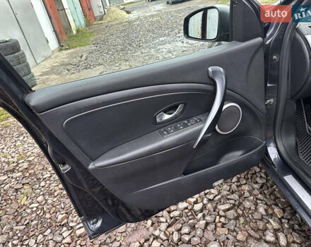 Серый Рено Меган, объемом двигателя 1.46 л и пробегом 232 тыс. км за 7650 $, фото 26 на Automoto.ua