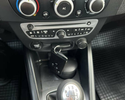 Сірий Рено Меган, об'ємом двигуна 1.5 л та пробігом 230 тис. км за 6999 $, фото 19 на Automoto.ua